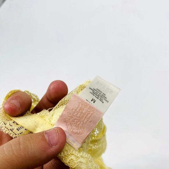 We Are Hah Chi Stretch-lace Bralette In Lemonade - Picture 4 of 6